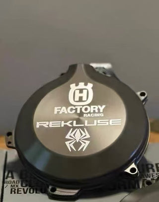 Husqvarna 厂队蜘蛛离合器边盖 2023-2026