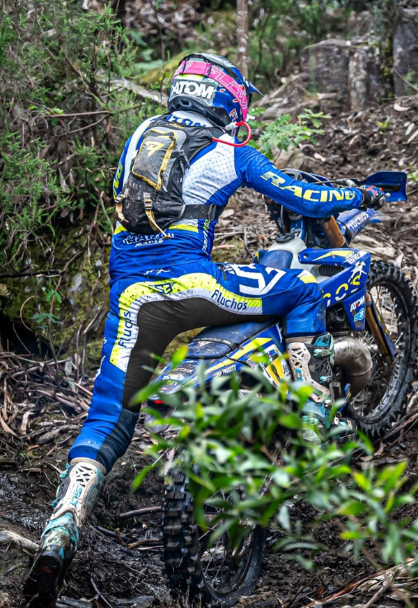 S3 铁臀裤