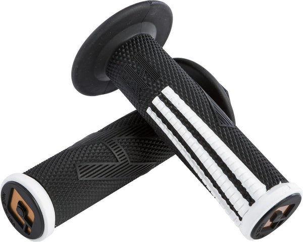 ODI 把套 紧锁式手把胶 Emig Pro V2 Lock-on Grips