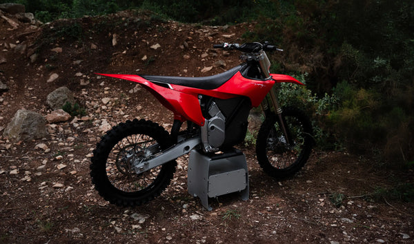 Stark Future Varg 电动越野车 标准马力60HP - 红色