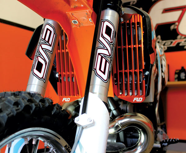 FLO MOTORSPORTS HIGH FLOW 水箱保护 散热器支架 橙
