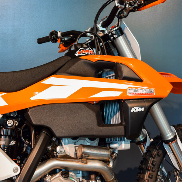IMS 油箱 FUEL TANK 4.5 黑 KTM