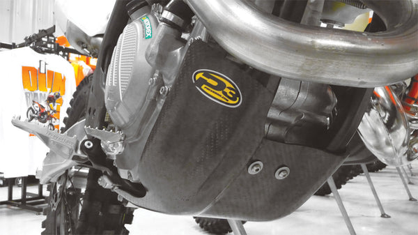 P3 车辆防护 SKID PLATE CARBON FIBER